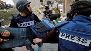 “الصحفيين”: أغسطس شهد استشهاد 8 صحفيين وارتفاع ملحوظ باستهدافهم في الضفة