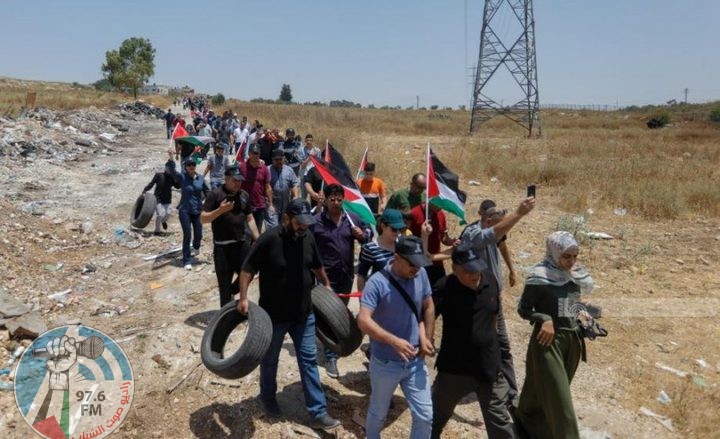 الاحتلال يقمع وقفة منددة بالتوسع الاستعماري في أم صفا شمال رام الله