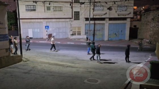 الخليل: سيدة تجهض جنينها خلال هجوم للمستوطنين على منازل المواطنين (فيديو)