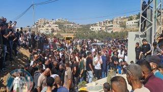 تشييع جثمان الشهيد يحيى عوض في مخيم الفوار جنوب الخليل