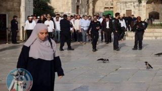 عشرات المستوطنين يقتحمون المسجد الأقصى