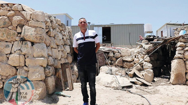 مستوطنون يهاجمون رعاة الماشية في خربة زنوتا بالظاهرية جنوب الخليل