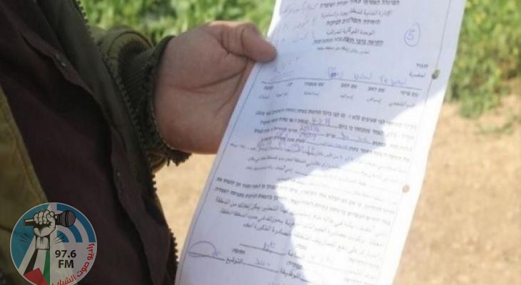 الاحتلال يسلّم إخطارات وقف عمل وبناء في رافات