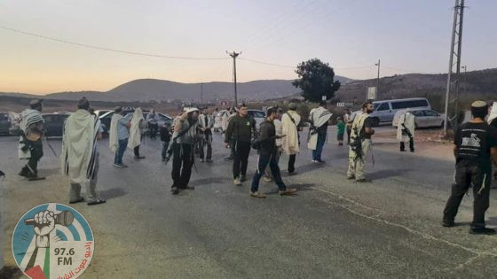 مستوطنون يؤدون طقوسا تلمودية في عرب المليحات شمال غرب أريحا