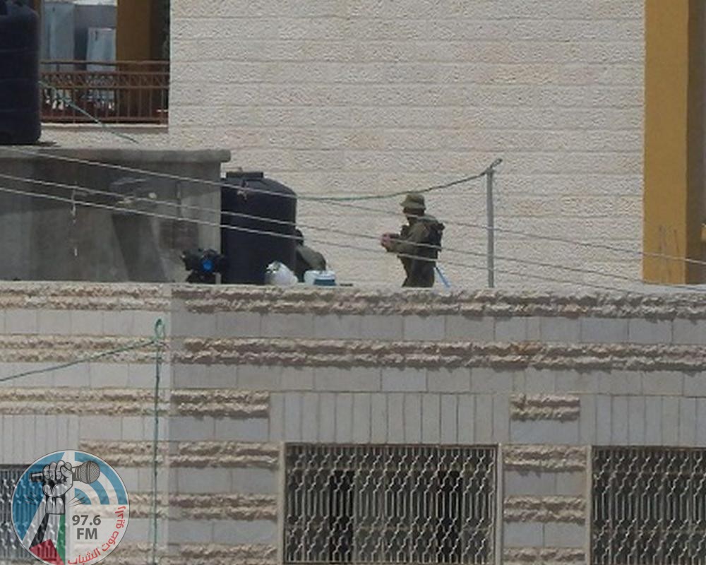 الاحتلال يستولي على منزل في جلبون ويجبر سكانه على إخلائه
