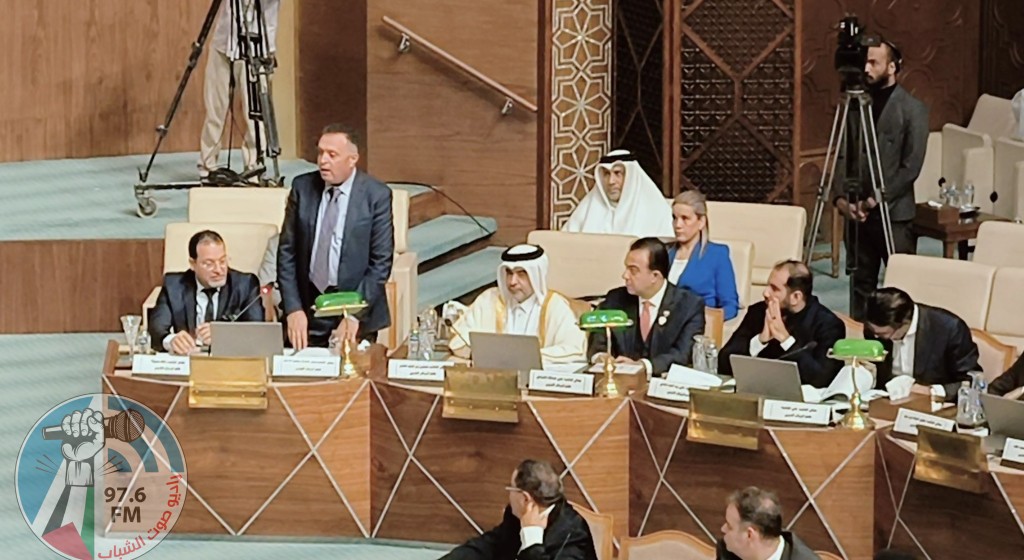 نقيب الصحفيين يؤدي اليمين الدستورية للانضمام للبرلمان العربي