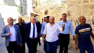 الوزير الحايك يتفقد المواقع الأثرية في جنين