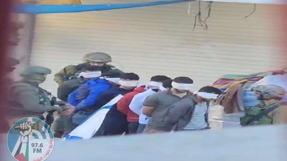 الاحتلال يعتقل عددا من المواطنين في مدينة دورا