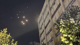 “رويترز”: إسرائيل تتباطأ في مشاركة تفاصيل خططها مع واشنطن بشأن الرد على إيران
