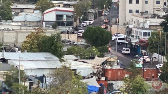 لتنفيذ مخطط”وادي السيليكون “- هدم منشاة تجارية في حي وادي الجوز