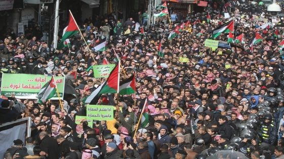 حماس تطلق حملة لـ”حصار السفارات الإسرائيلية والأمريكية” في العالم
