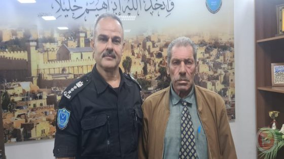 اللجنة الرئاسية للسلم الأهلي تجتمع مع مدير شرطة محافظة الخليل