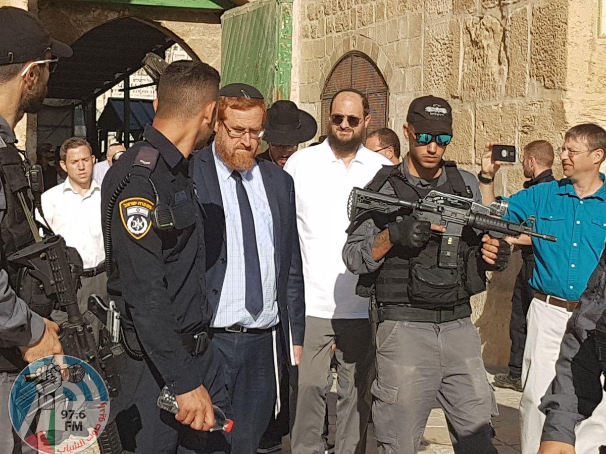 المتطرف يهودا غليك يقود اقتحام المستوطنين للمسجد الأقصى