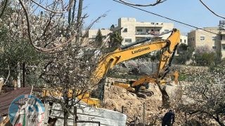 الاحتلال يهدم مسكنا وأسوارا في الديوك التحتا في أريحا
