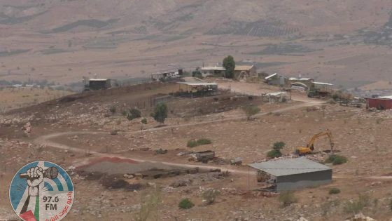 مستوطنون يهاجمون خيام المواطنين في خربة الفارسية بالأغوار الشمالية