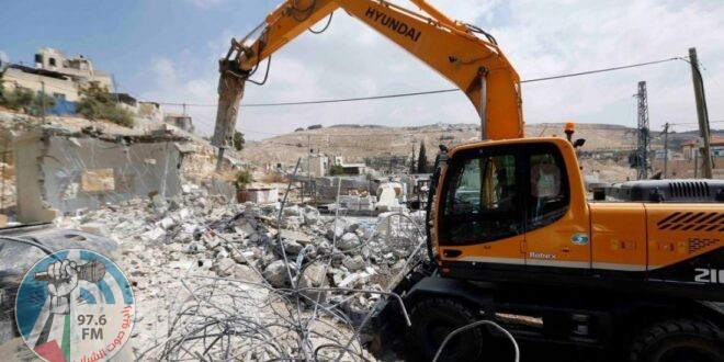 الاحتلال يهدم منزلا في كفر الديك غرب سلفيت