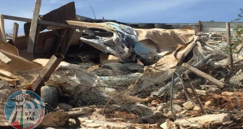 الاحتلال يهدم غرفة زراعية في قرية التوانة بمسافر يطا