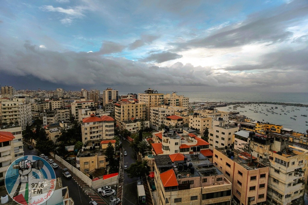 الطقس: أجواء غائمة ودرجات الحرارة حول معدلها العام