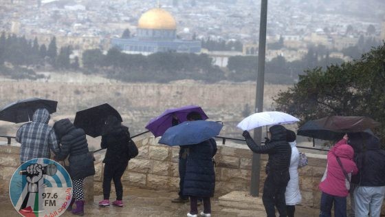 الطقس: تتأثر البلاد بمنخفض جوي مصحوب بكتلة هوائية باردة
