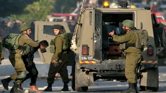 الاحتلال يعتقل 8 مواطنين من رام الله بينهم 4 أشقاء