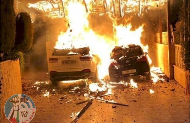مستعمرون يحرقون ثلاث مركبات في الشيخ جراح
