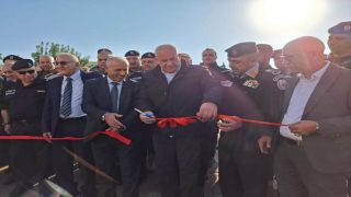وزير الداخلية يفتتح مقر الدفاع المدني في بلدة الطيبة غرب جنين