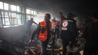 421 يوما للحرب على فلسطين