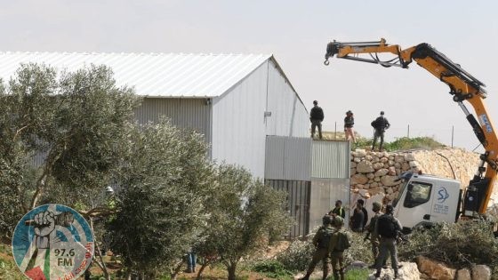 الاحتلال يهدم بركسا في قبلان جنوب نابلس