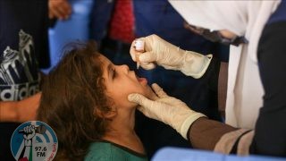 الصحة تمدد الحملة الطارئة للتطعيم لشلل الأطفال في مدينة غزة ليوم إضافي