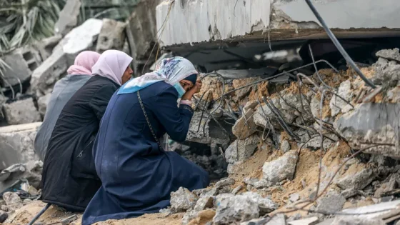 4 شهداء و17 مصابا في غارة للاحتلال على منزل وسط قطاع غزة