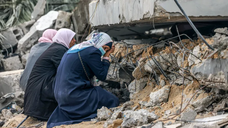 4 شهداء و17 مصابا في غارة للاحتلال على منزل وسط قطاع غزة