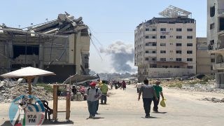 3 شهداء في قصف الاحتلال منطقة ميراج بمدينة رفح