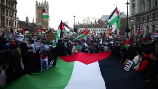 مظاهرة مؤيدة لفلسطين ومنددة بعدوان الاحتلال على غزة في واشنطن