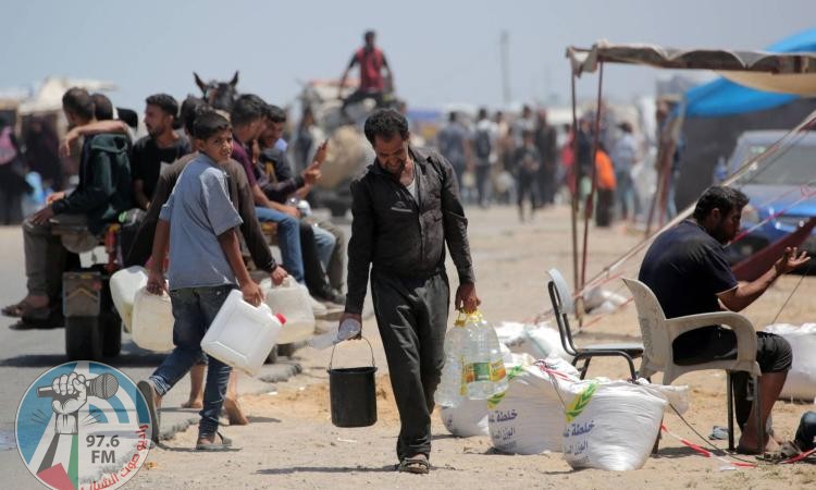 مئات المواطنين ينزحون قسرا من حي الشجاعية شرق مدينة غزة