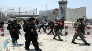 الاحتلال يطلق النار على مواطن قرب حاجز قلنديا العسكري