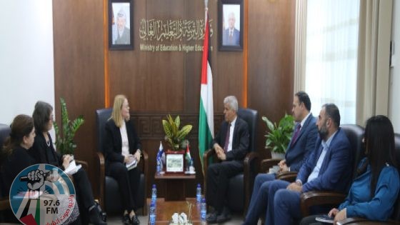 "التربية" تبحث منطلقات التعاون مع فنلندا وجنوب أفريقيا