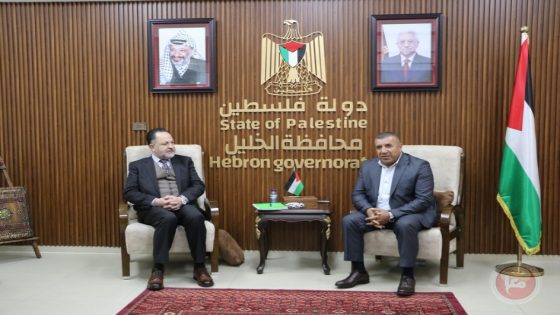 محافظ الخليل يجتمع مع رئيس سلطة المياه لبحث احتياجات المحافظة