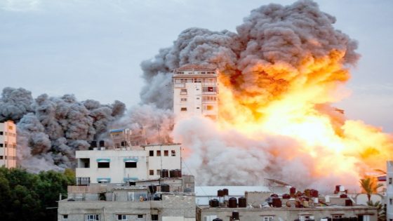 غارات متجددة على قطاع غزة توقع شهداء وجرحى