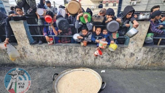 "أوكسفام": 12 شاحنة فقط وزعت الغذاء والماء بشمال غزة خلال شهرين ونصف