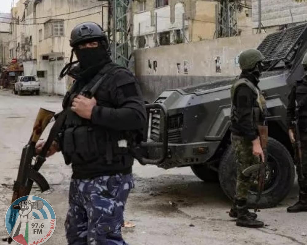 رجب: إصابات بين المواطنين وعناصر الأمن جراء تفجير خارجين على القانون مركبة في جنين