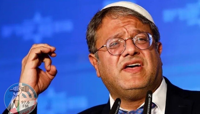 بن غفير يطالب بإقامة حواجز عسكرية دائمة على الطرق في الضفة الغربية