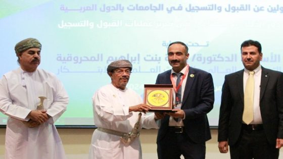 عميد القبول والتسجيل في الجامعة العربية الامريكية يشارك في ندوة بسلطنة عمان