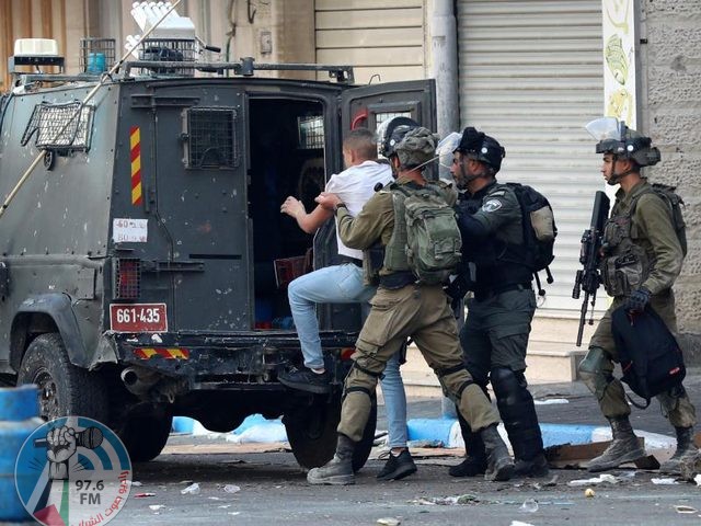 قوات الاحتلال تعتقل شقيقين شرق نابلس