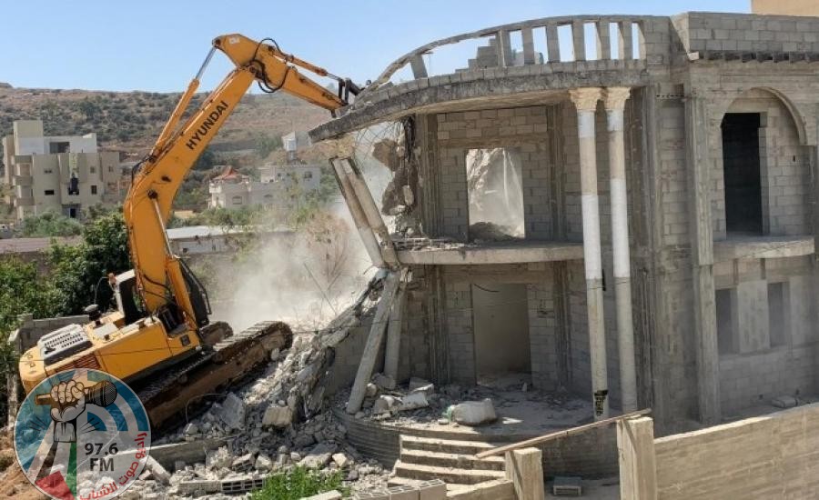 السلطات الإسرائيلية تهدم منزلا في مدينة الطيبة داخل أراضي الـ48