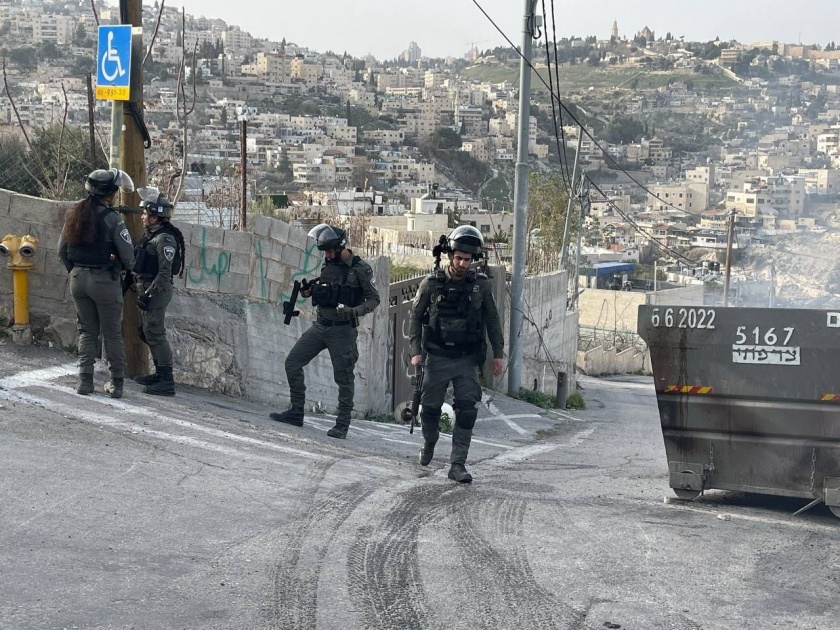 القدس: الاحتلال يقتحم منزلا لاسيرين محررين في سلوان