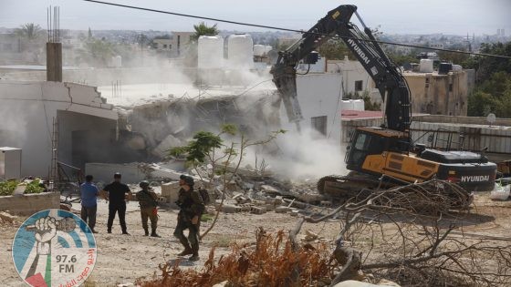 الاحتلال يهدم ستة منازل في عناتا شمال القدس