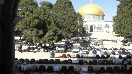 40 ألف مصلٍ يؤدون صلاة الجمعة في المسجد الأقصى المبارك