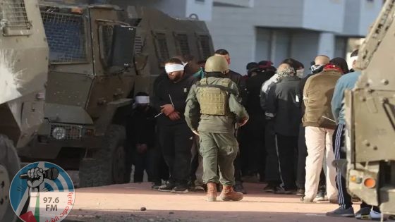 الاحتلال يعتقل 15 مواطنا من محافظة الخليل