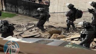 الاحتلال يهدم مبنى ويجرف شوارع في ضاحية السلام شمال شرق القدس