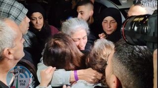 الاحتلال يفرج عن الدفعة الأولى من المعتقلين ضمن اتفاق وقف إطلاق النار
